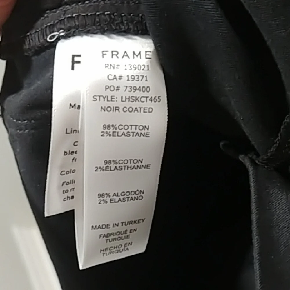 FRAME DENIM Women's Black Skinny Jeans SIZE 26 NWOT - Picture 11 of 13